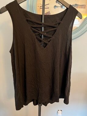 Women's Black Crisscross V-Neck Tank Top